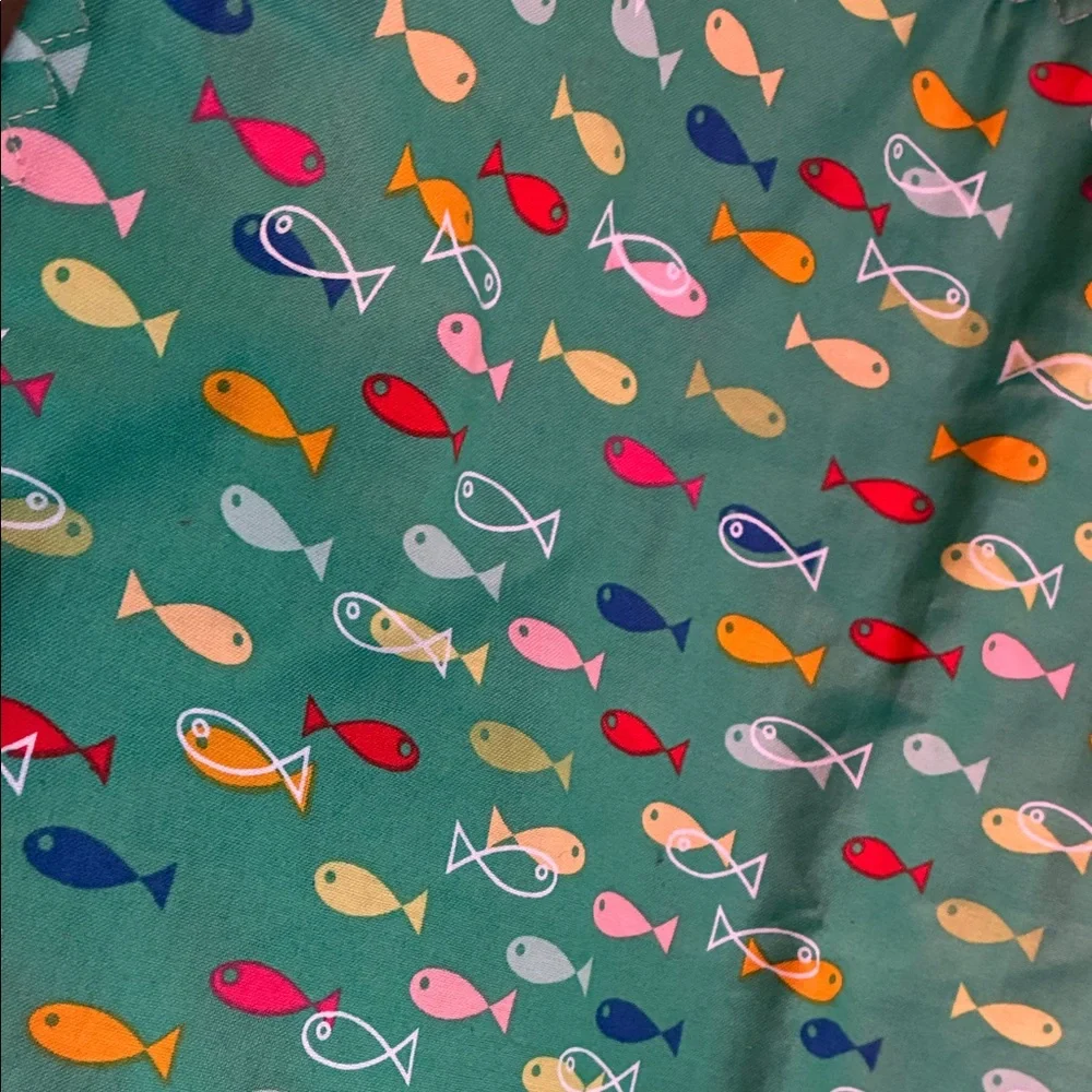 NWOT Colorful Fish Pattern Kids Bib